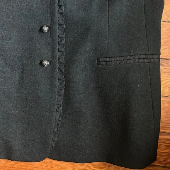 🖤 SOLD 🖤 Black Fitted Wool Blazer Jacket with Lace Trim by Elie Tahari ~ 4 - Picture 11 of 14